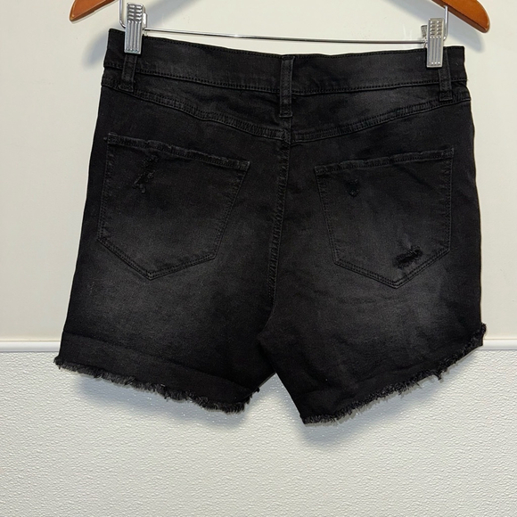 NWT!Women's Rewash Denim Shorts, 7/28,Black Distressed Midi Comfort Stretch High - Picture 3 of 12